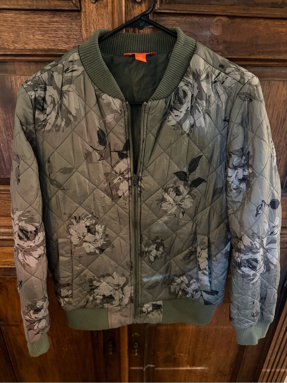 Joe Fresh Women's Floral Quilted Bomber Jacket Green M Full Zip Lined Pockets